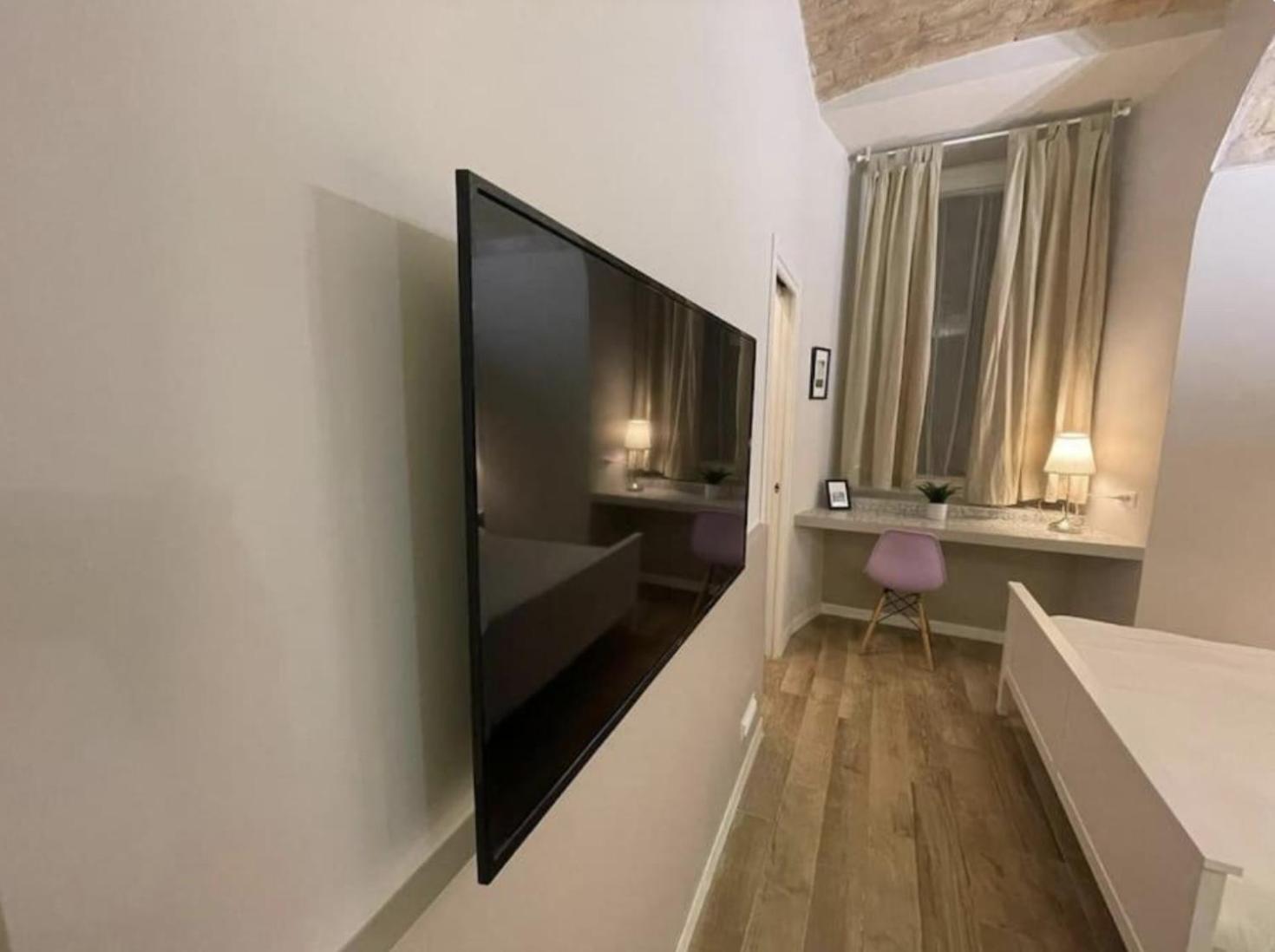 Appartement New-big Honey Colosseum 4bdr + 2sofa Bed A/c Rome